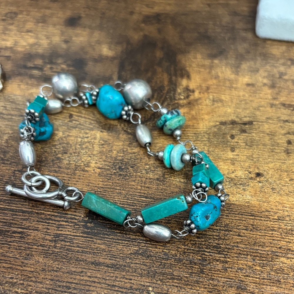Stylish Bracelet Collection - Picture 8 of 11